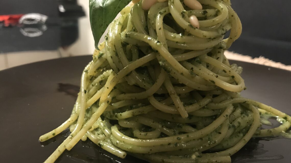 Pasta Zucchine e Pinoli